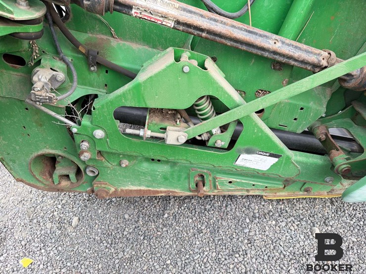 2017-john-deere-635fd-draper-header-image-42