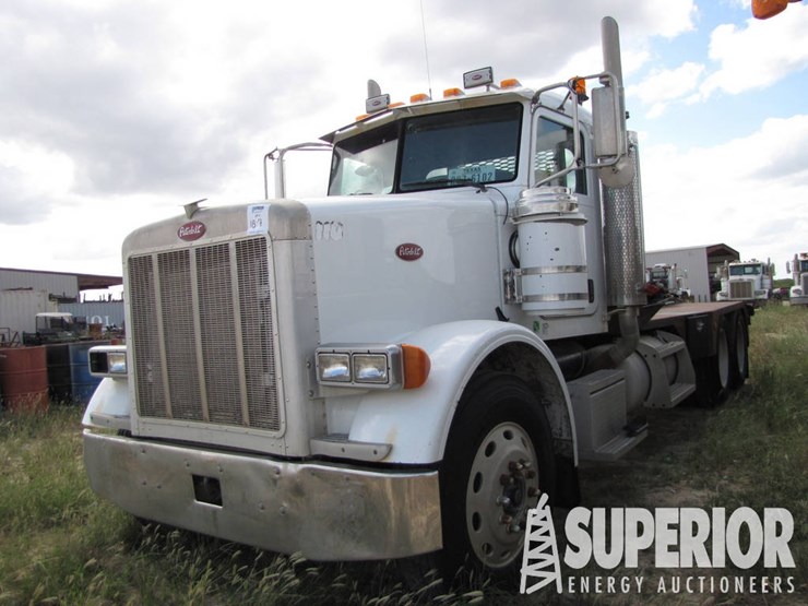 2005-peterbilt-310-11a-day-cab-road-winch-truck-image-1