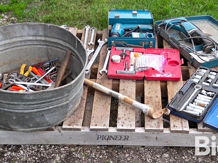 combination-wrenches-&-power-tools-image-4