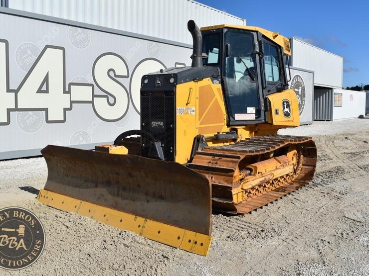 2021-deere-650k-image-3