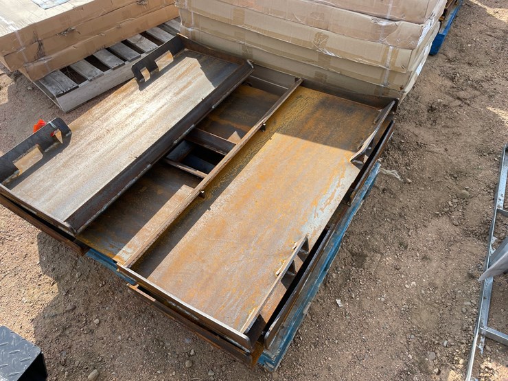 #4134-•-landhonor-skid-steer-universal-adapter-plate-image-4