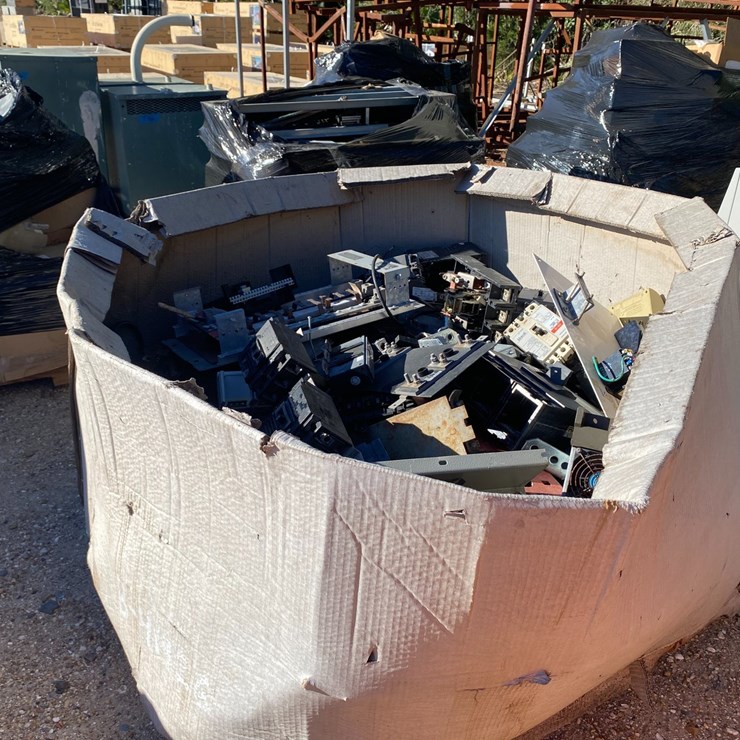 #41426 • MISC ELECTRICAL LOT