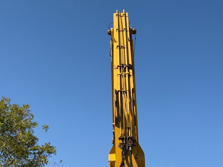 #4098-•-2015-john-deere-870g-lc-excavator-image-36