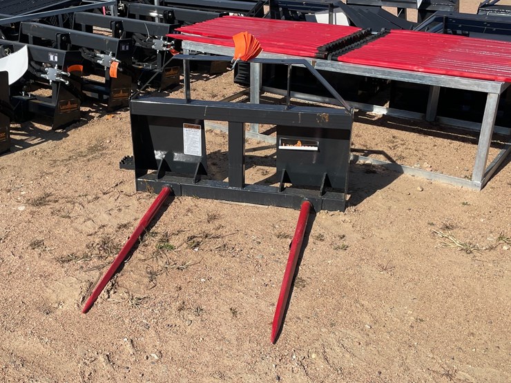 #4097-•-landhonor-bale-spear-frame-attachment-image-10