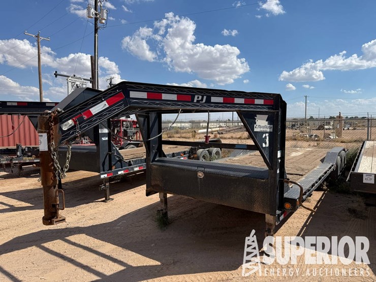 2018-pj-22'l-t/a-gooseneck-trailer-image-1