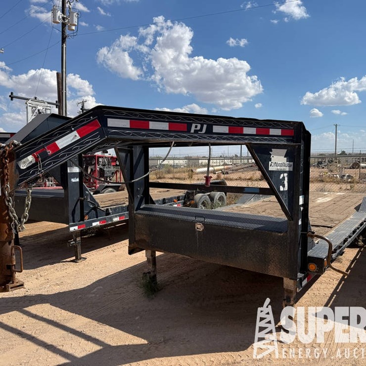 2018 PJ 22'L T/A Gooseneck Trailer