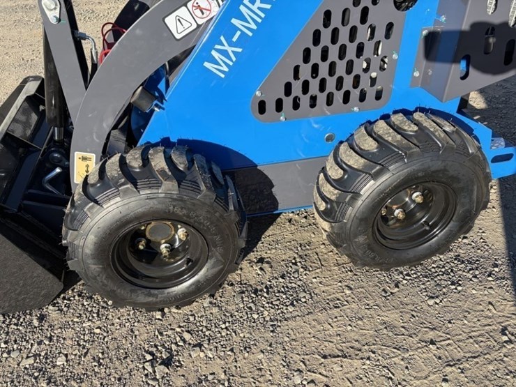 2026-agt-mx-mrw14-mini-skidsteer-loader-image-9