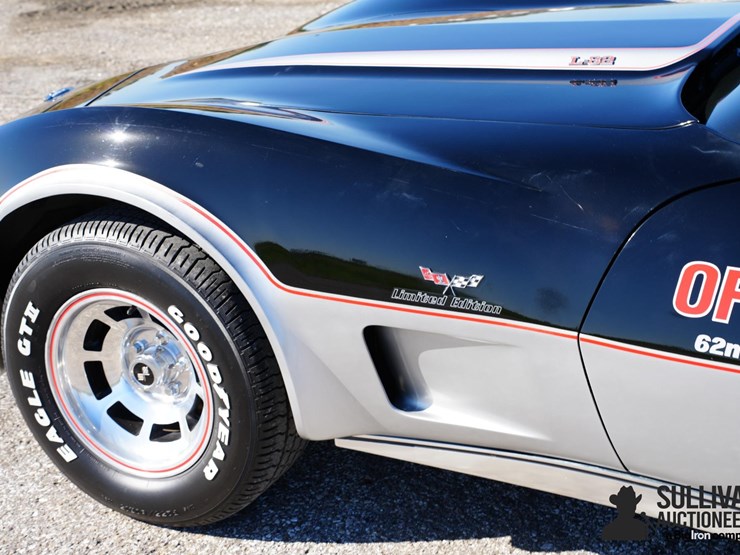 run-#71---1978-chevrolet-corvette-pace-car-edition-image-14