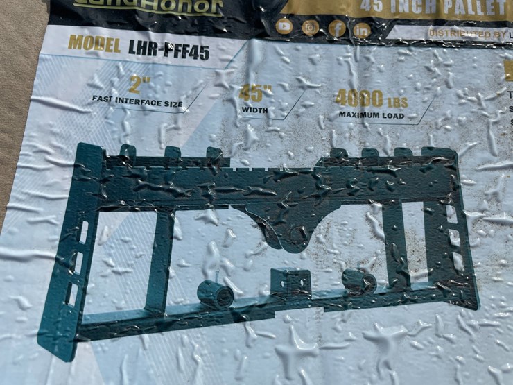 #4060-•-landhonor-45"-pallet-fork-frame-attachment-with-bale-spear-and-2"-hitch-receiver-image-6