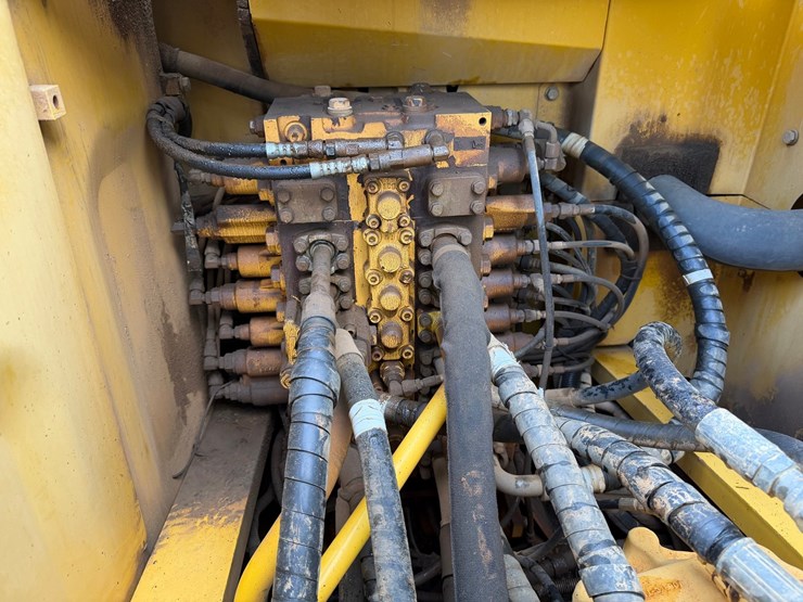 #4089-•-2014-komatsu-pc210-lc-excavator-image-52