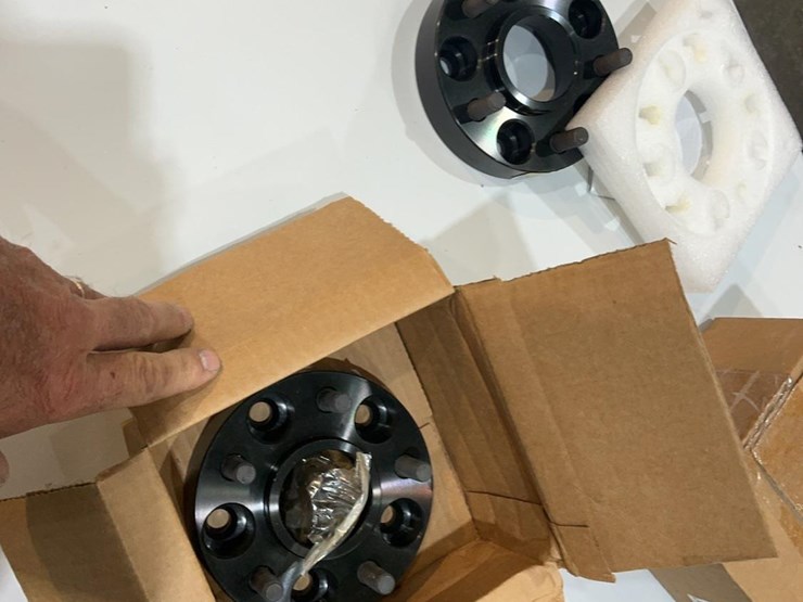 2016-jeep-5-bolt-wheel-spacers-image-9