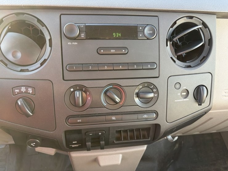2008-ford-f250-extra-cab-4x4-pickup-image-29