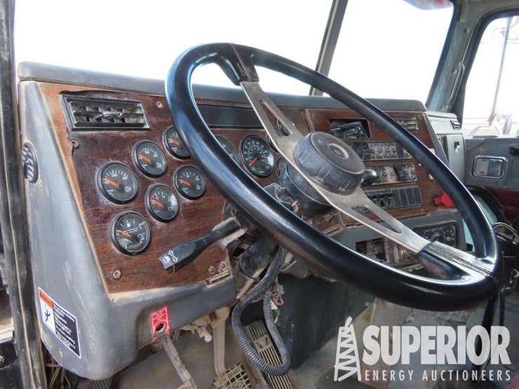 2012-western-star-4900-t/a-truck-tractor-w/pusher-axle-sleeper-image-7