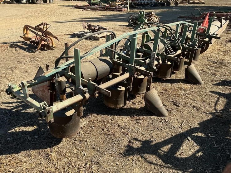 custom-3-pt-3-row-60"-hyd.-vine-trainer-image-5