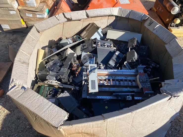 #41426-•-misc-electrical-lot-image-5