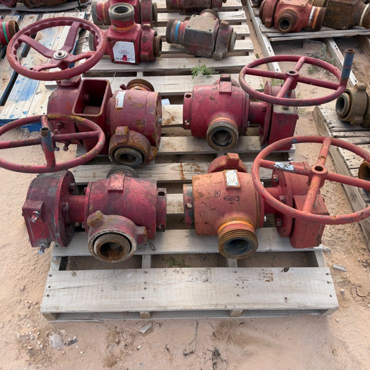 (4x$) Kemper/SPM 3” 1502 15k plug Valves w operators