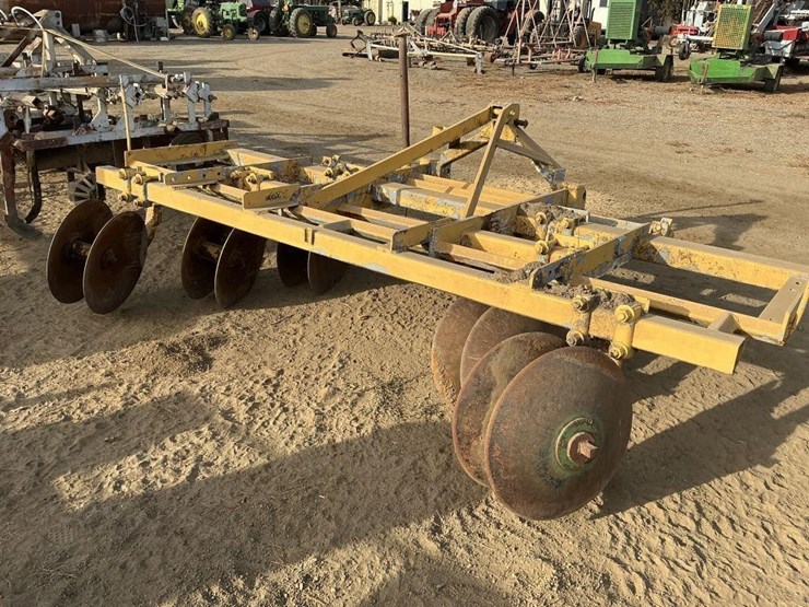 custom-3-pt-6-blade-disc-ridger-image-5