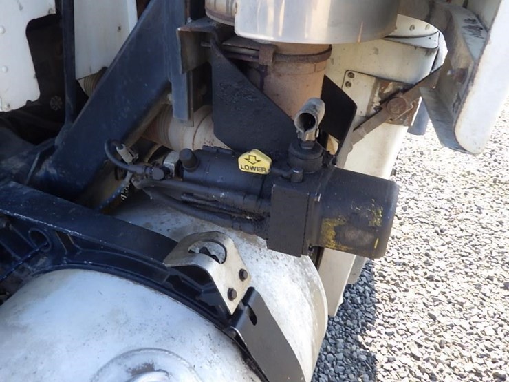 1991-freightliner-fla086-24'-3-axle-cab-&-chassis-image-35