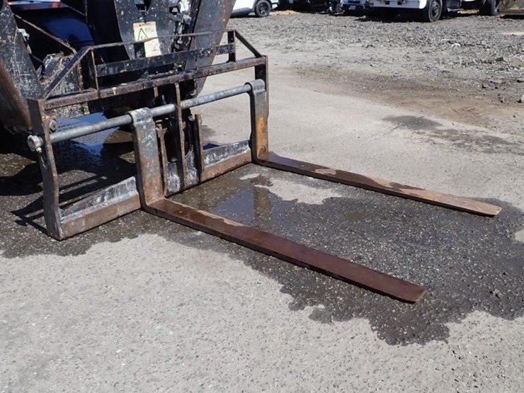 2015-jlg-1255-image-6