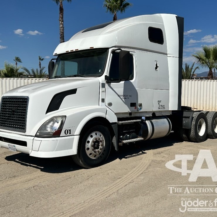 2014 Volvo VNL