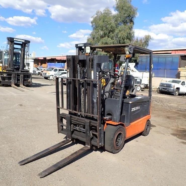 2008 Doosan B25X-5 Forklift
