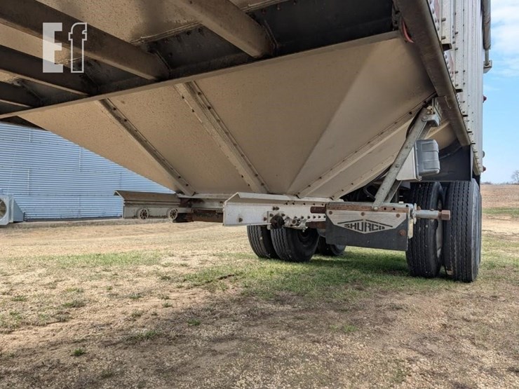 2015-merritt-grain-hopper-image-3