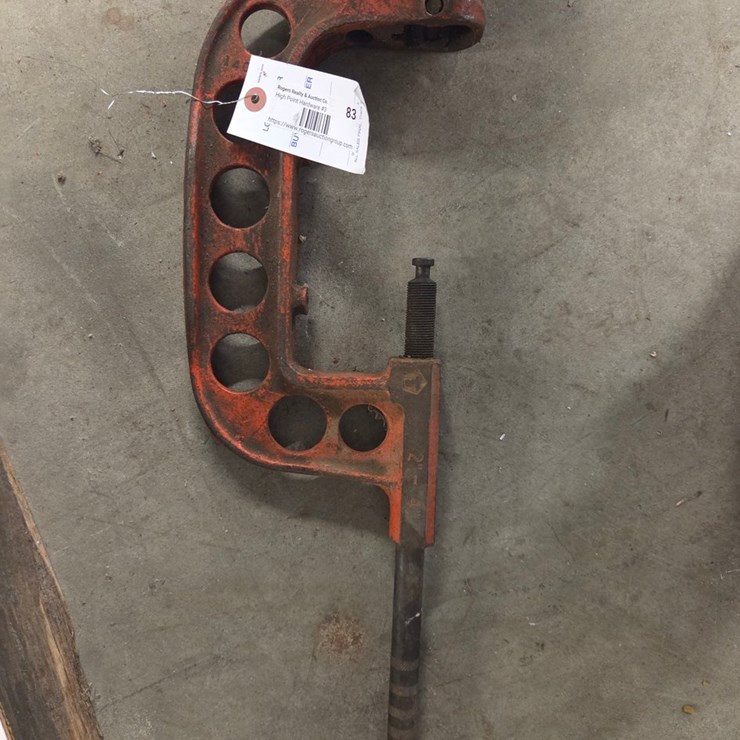 #83 • Rigid 2"-4" C-clamps