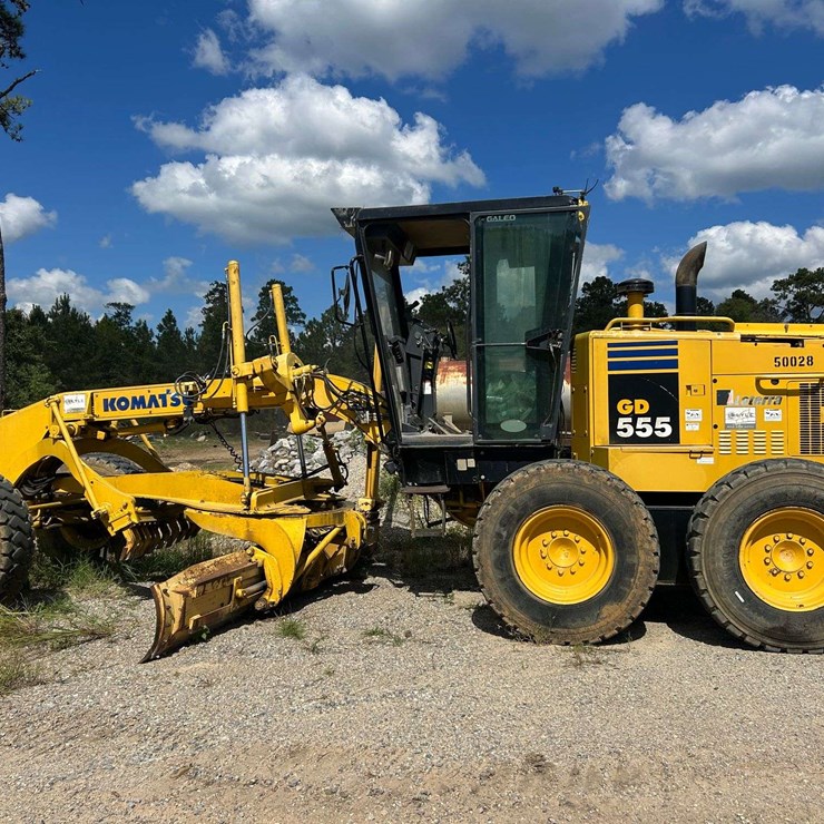 2007 Komatsu GD555 Motor Grader, 3,438hrs