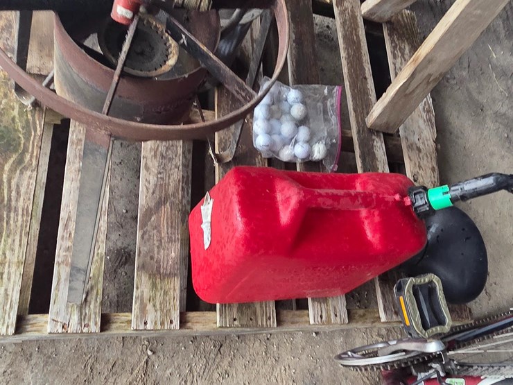 assorted-tools,-bikes,-&-outdoor-equipment-image-15