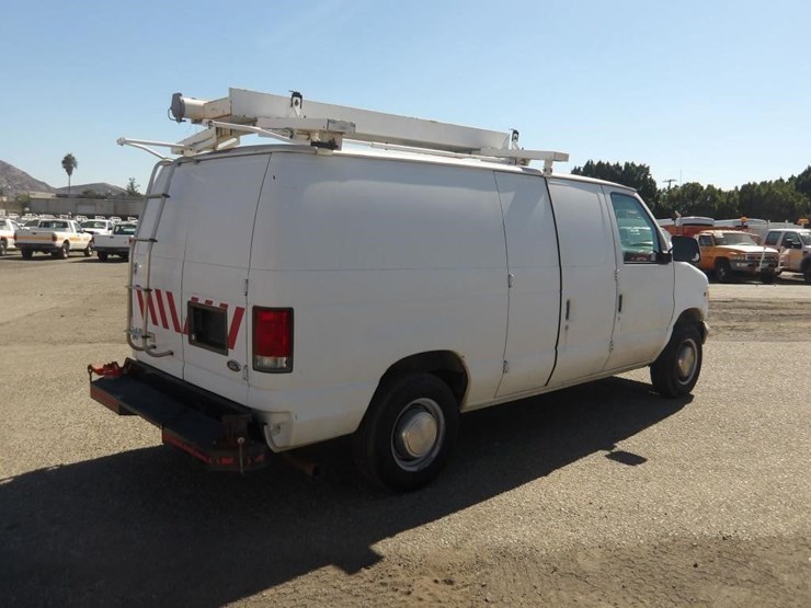 1998-ford-e250-image-4