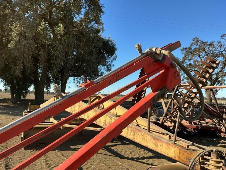 rmco-40'-3-pt-x-fold-spray-boom-attachment-image-7