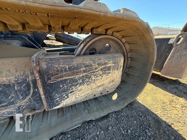 2019-jcb-85z-1-image-32