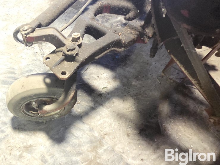 international-sickle-mower-image-12