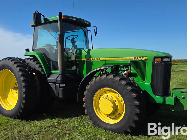 1995-john-deere-8100-mfwd-tractor-image-3