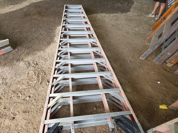 #16-•-12-ft-"a"-ladder-with-12-ft-extension-image-1