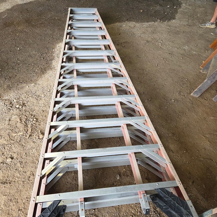 #16 • 12 ft "A" ladder with 12 ft extension