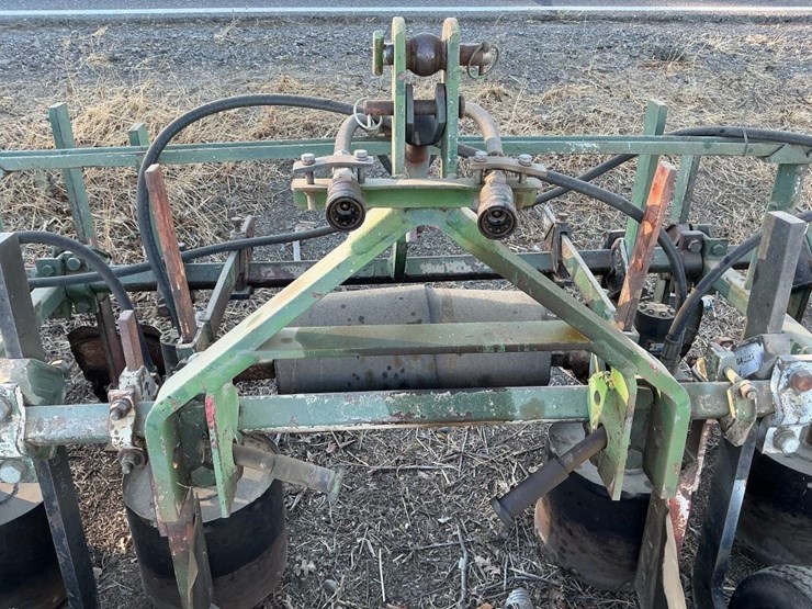 custom-3-pt-3-row-60"-hyd.-vine-trainer-image-5