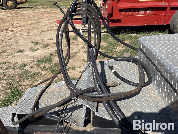 jesse-1000-gal-pull-type-sprayer-image-18