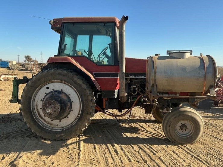 case-ih-7210-tractor-image-5