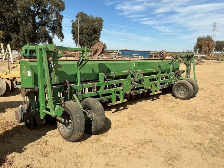 great-plains-3pd20-20'-3-pt-grain-drill-image-19