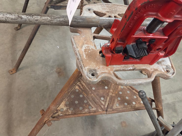 #46-•-rigid-pipe-vice-image-1