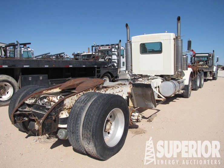 1994-kenworth-w900b-t/a-day-cab-truck-image-4