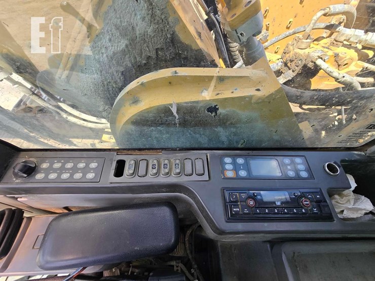 2016-caterpillar-336fl-image-20