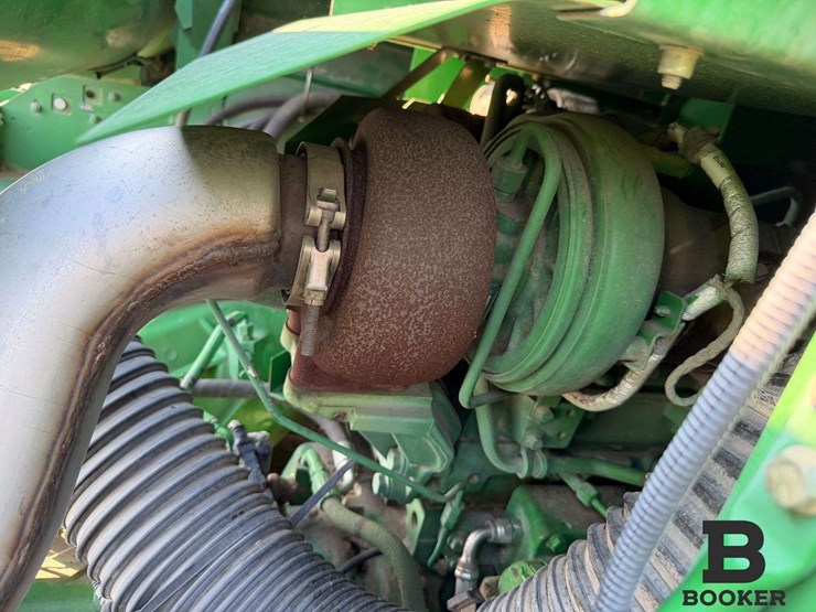 2012-john-deere-s670-combine-image-138