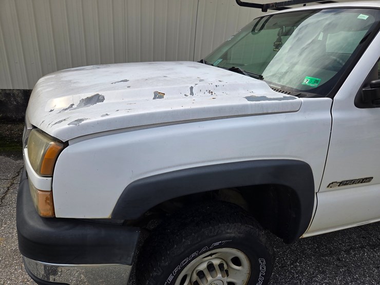 #8-•-2007-chevrolet-2500-service-truck-/-269,772-miles-image-6