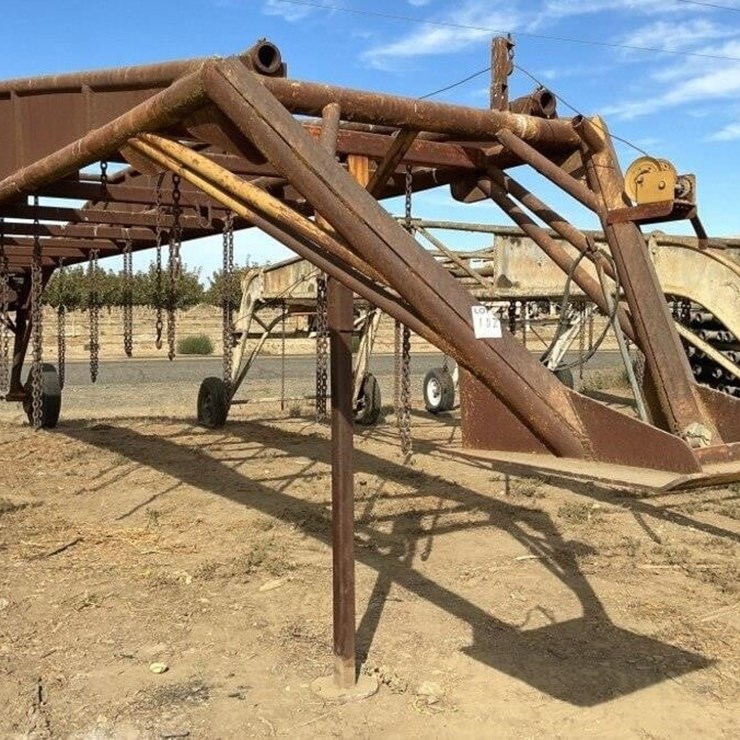 Custom 38' 5th Wheel Implement Carrier