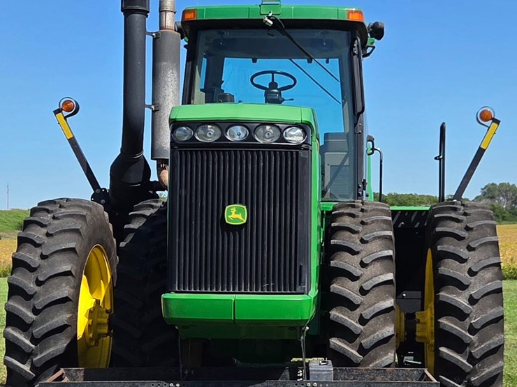 2004-john-deere-9220-4wd-tractor-image-2