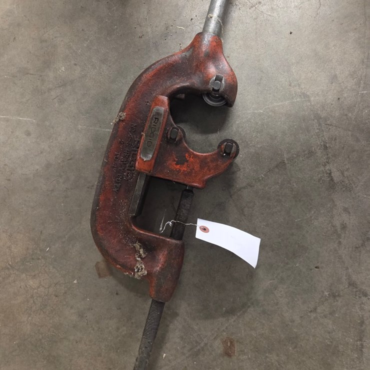 #88 • Rigid 2"-4" pipe cutter