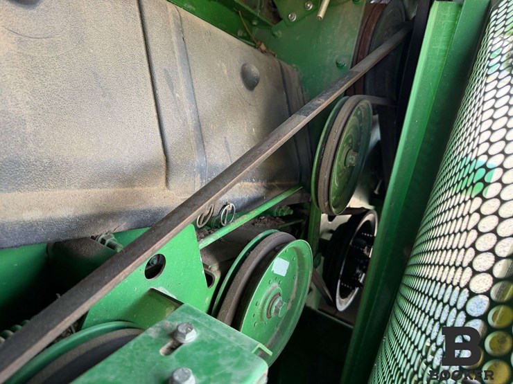 2012-john-deere-s670-combine-image-97