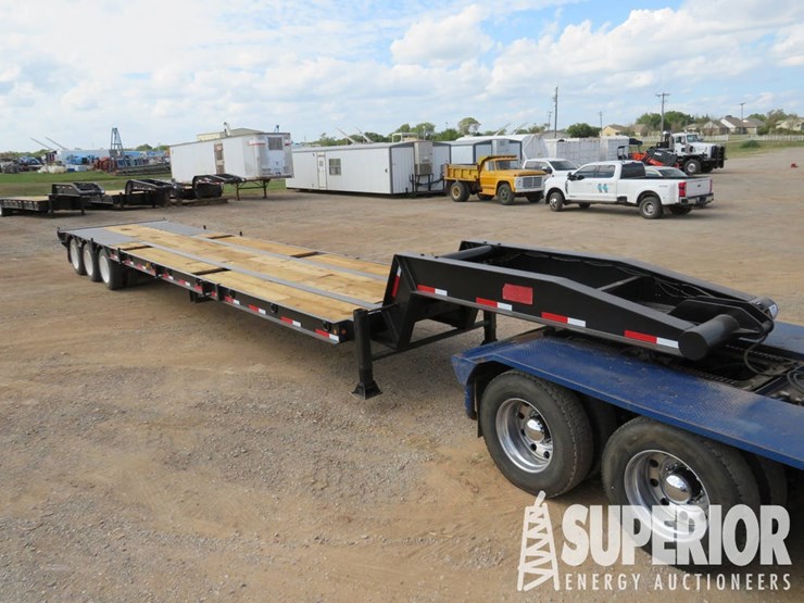 2013-overbilt-8'6"w-x-54'oal-3-axle-narrow-neck-oilfield-lowboy-trailer-image-1